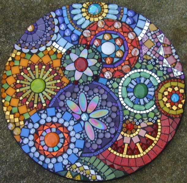 sofá Cosquillas Mm DIY y manualidades: Cómo hacer mosaicos y algunos ejemplos para inspirarte