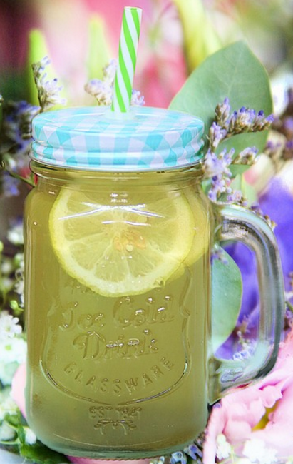agua con limon estreñimiento